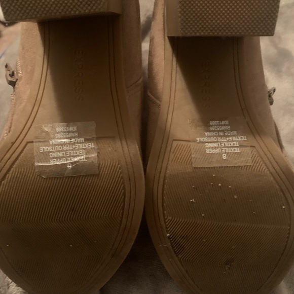 Tan booties worn once size 8 - Picture 3 of 4